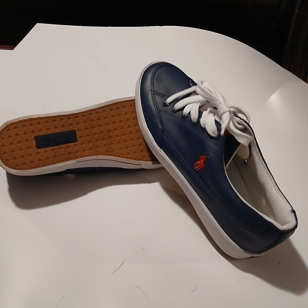 Polo Ralph Lauren Sneakers with Skid-Resistant Sole. Size 9.5D - Picture 7 of 9